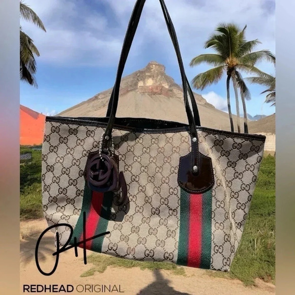 Authentic GG web tote- perfect for  holiday fun! Gucci charms include: G,❤️ & g - Picture 1 of 17
